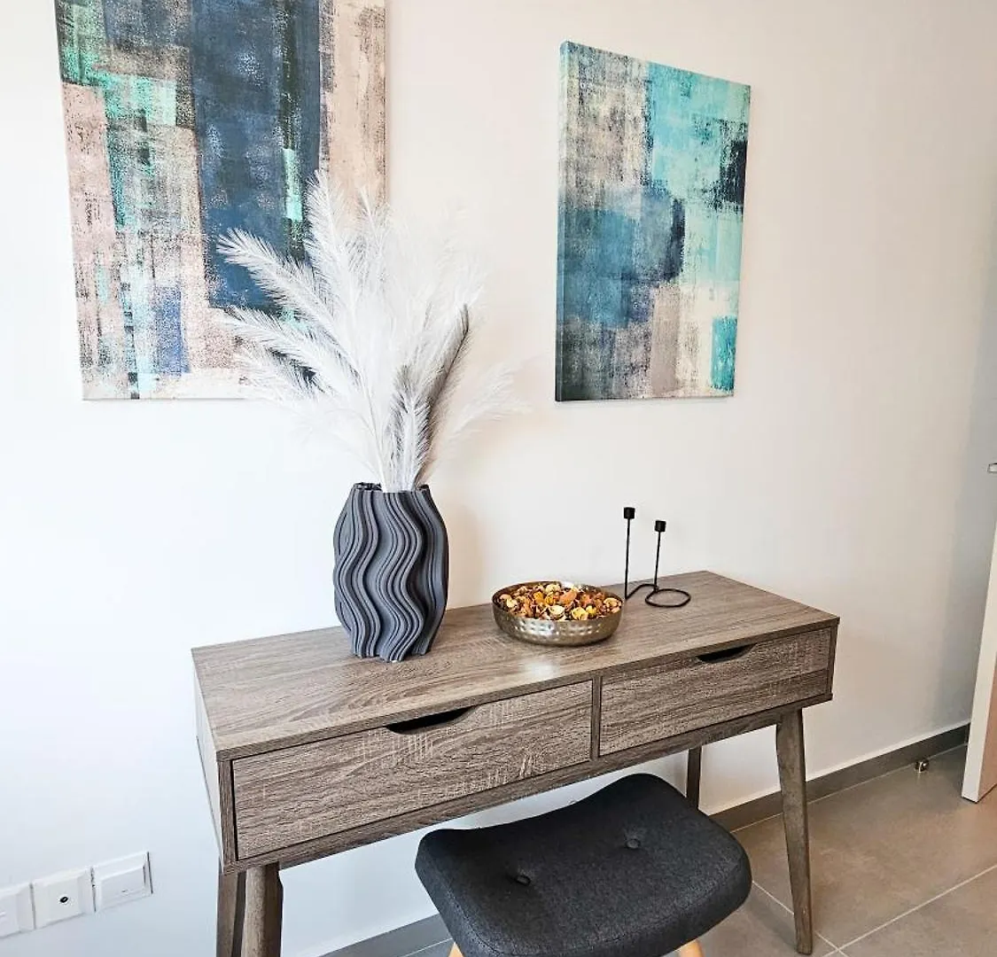 Sealife Citycenter Residences Larnaca Appartement